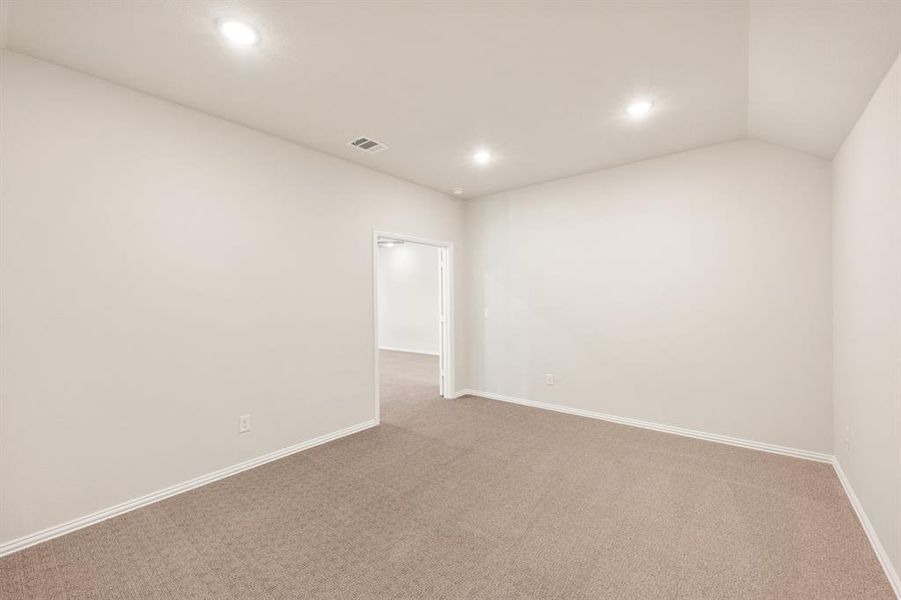 Spacious, unfurnished interior of a new home in ArrowBrooke, Aubrey (Image 30). Spacious, unfurnished interior of a new home in ArrowBrooke, Aubrey (Image 30).