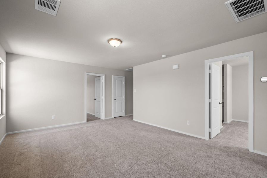 Spacious, unfurnished interior of a new home in Windcress, Cove (Image 28). Spacious, unfurnished interior of a new home in Windcress, Cove (Image 28).