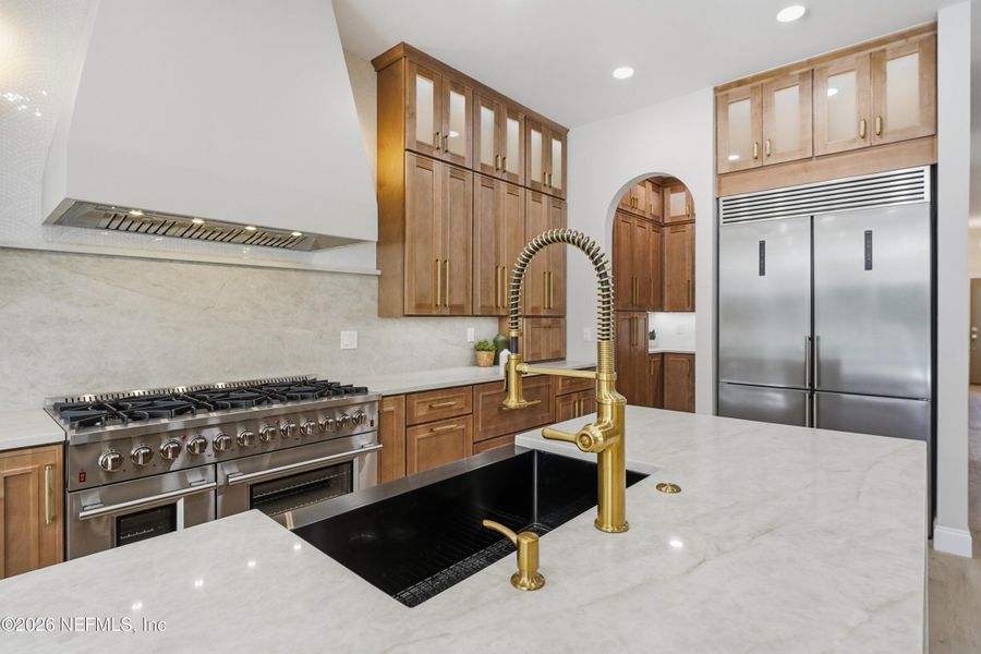 Furnished interior view inside a new home in , Atlantic Beach (Image 40).