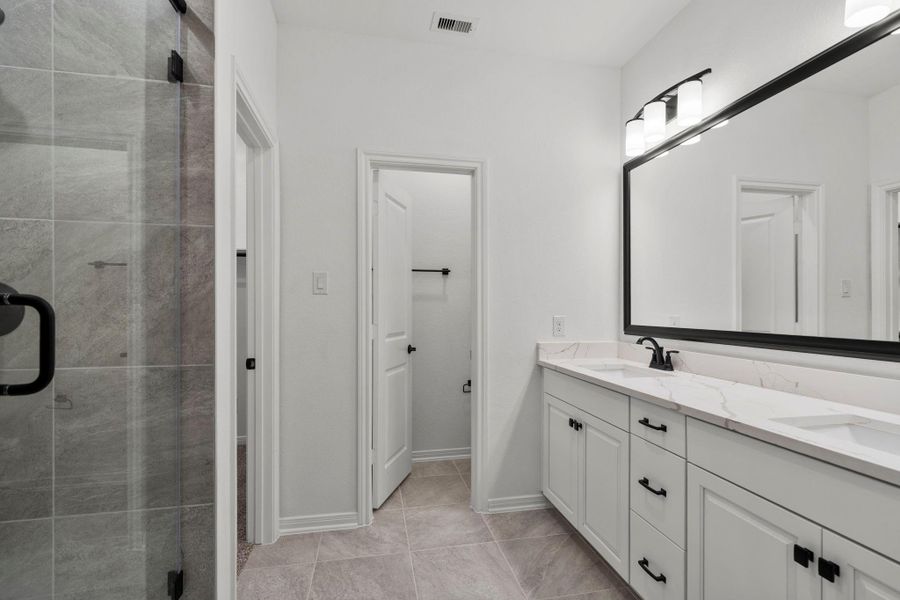 Furnished interior view inside a new home in Woodforest, Montgomery (Image 8).