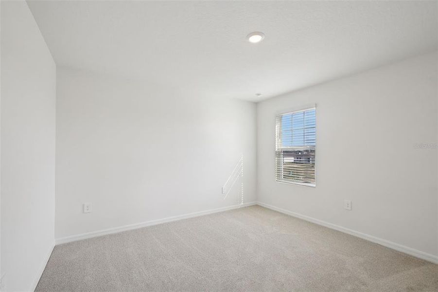 Spacious, unfurnished interior of a new home in , Lake Alfred (Image 21).