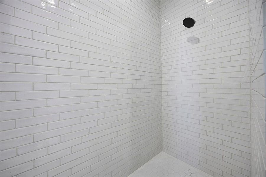 Close-up of interior finishes inside a home in Waterfall Ranch - 1 Acre Lots, Waxahachie (Image 13). Close-up of interior finishes inside a home in Waterfall Ranch - 1 Acre Lots, Waxahachie (Image 13).