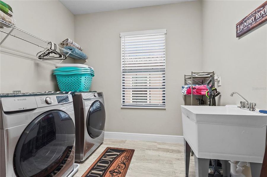 Furnished interior view inside a new home in , Parrish (Image 28).