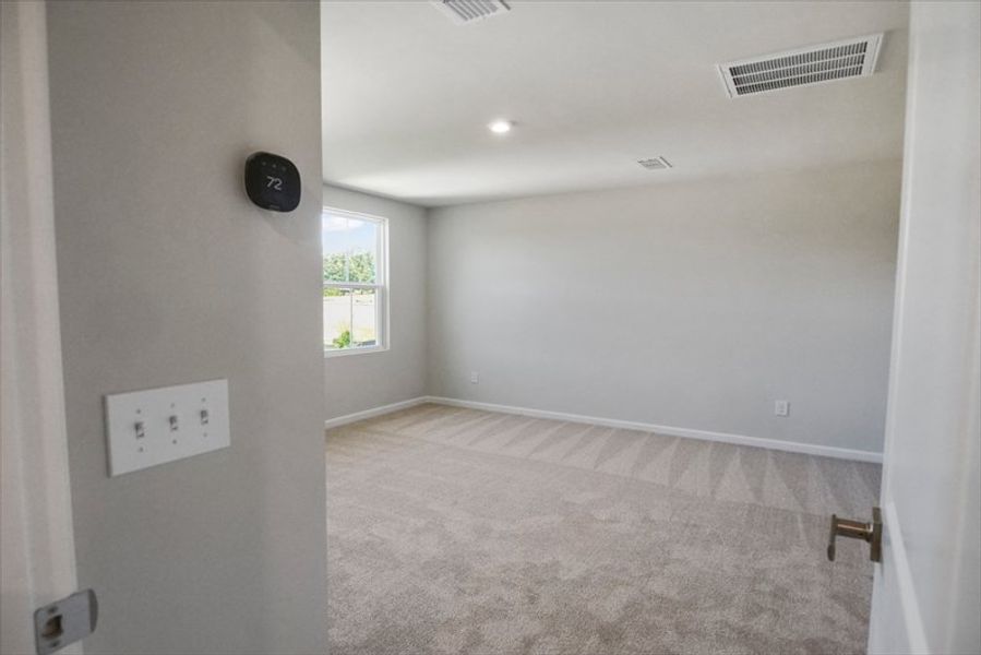 Spacious, unfurnished interior of a new home in Bronson Ridge, Greenwood (Image 9). Spacious, unfurnished interior of a new home in Bronson Ridge, Greenwood (Image 9).