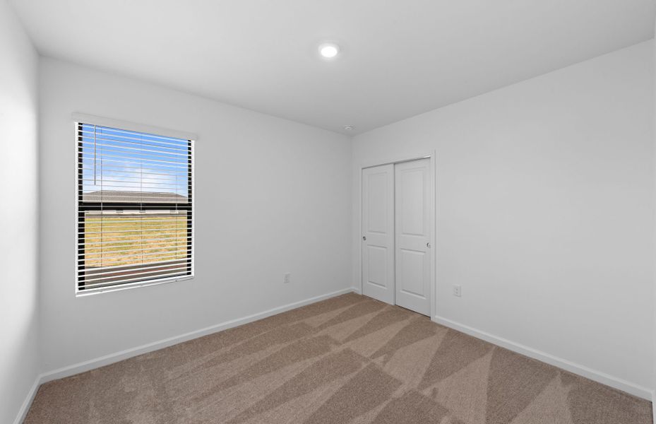 Spacious, unfurnished interior of a new home in Caloosa Cove, Labelle (Image 17).