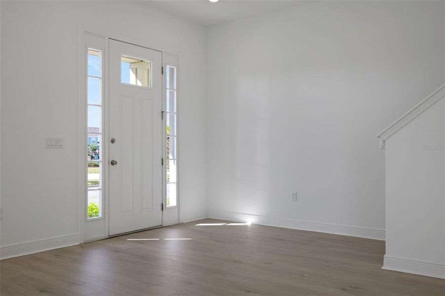 Spacious, unfurnished interior of a new home in , St. Cloud (Image 30).