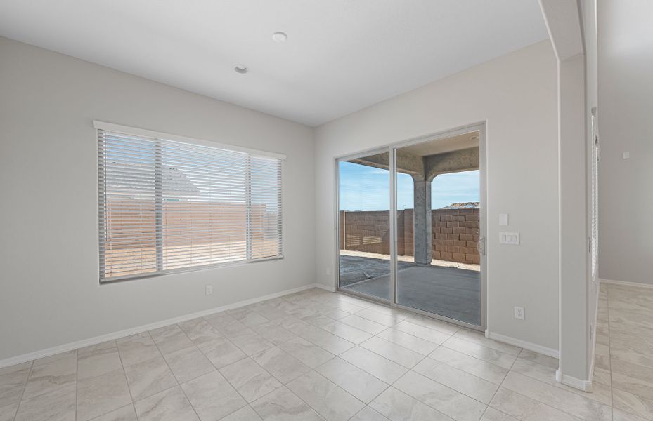 Spacious, unfurnished interior of a new home in Visara, Surprise (Image 26).
