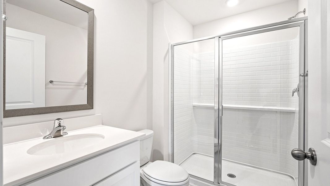 Furnished interior view inside a new home in Grand Oaks, Columbia (Image 9).