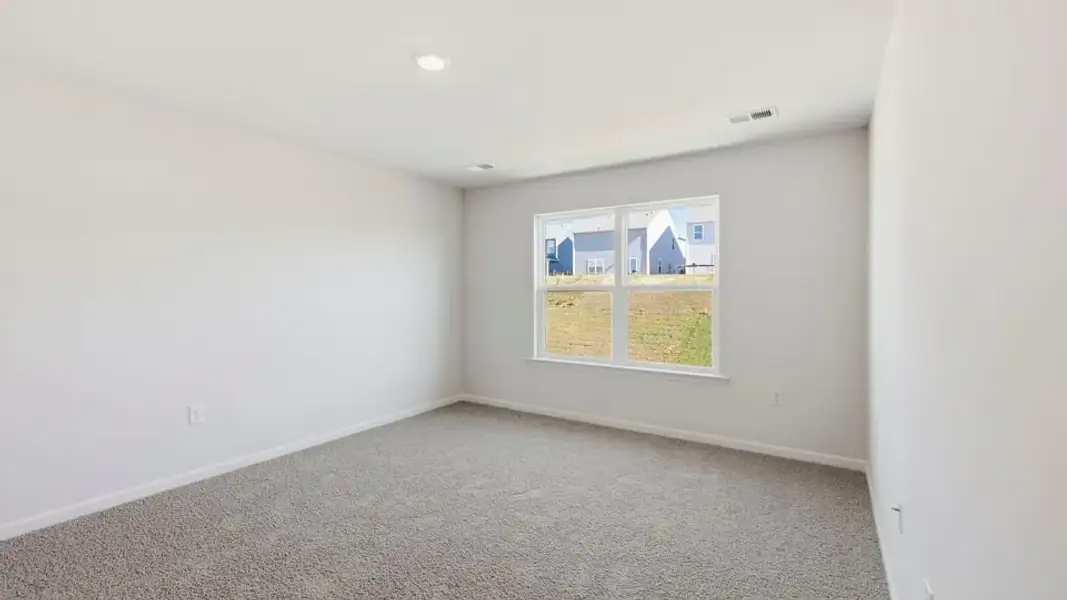Spacious, unfurnished interior of a new home in Russell Place, Spartanburg (Image 32).