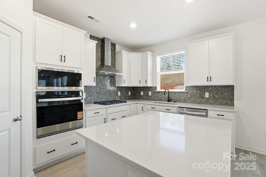 Furnished interior view inside a new home in Wilson Creek, Indian Land (Image 20). Furnished interior view inside a new home in Wilson Creek, Indian Land (Image 20).
