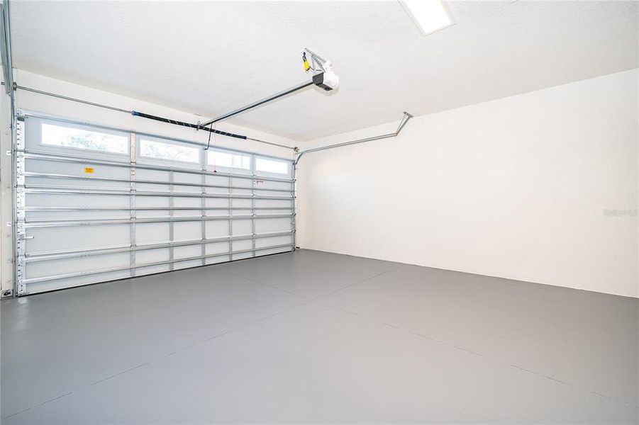 Spacious, unfurnished interior of a new home in , Casselberry (Image 16).