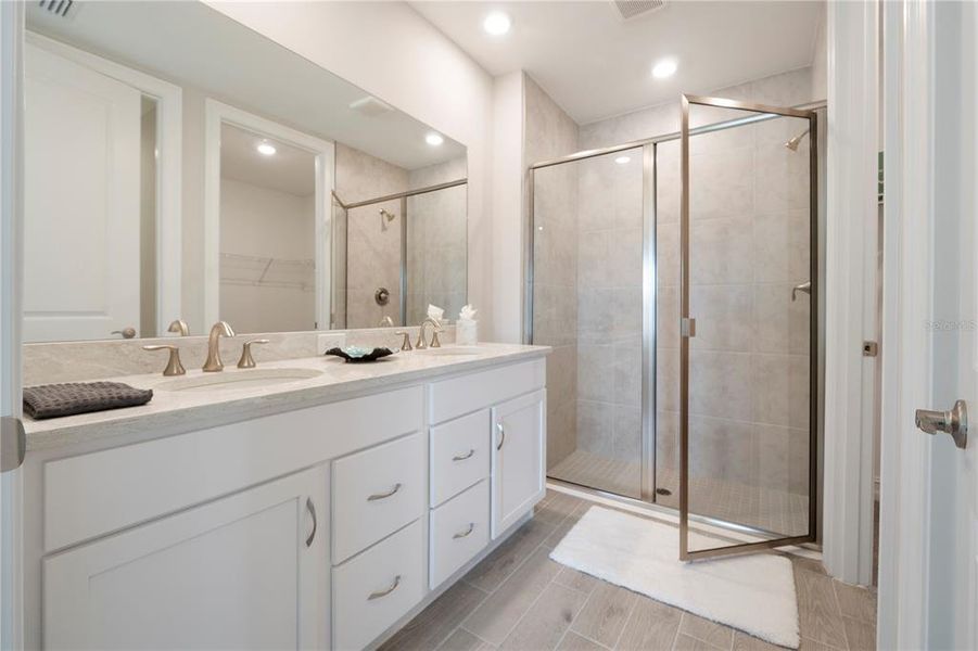 Furnished interior view inside a new home in , Punta Gorda (Image 34). Furnished interior view inside a new home in , Punta Gorda (Image 34).