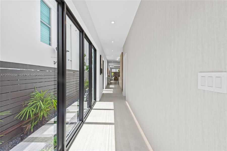 Exterior details and patio area of a home in , Fort Lauderdale (Image 35).