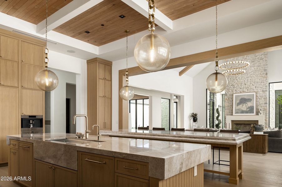 7031 E Paradise Drive-23