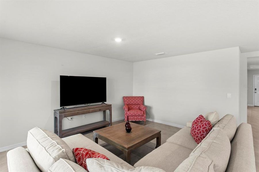 Furnished interior view inside a new home in Mandarin Grove, Palmetto (Image 7).