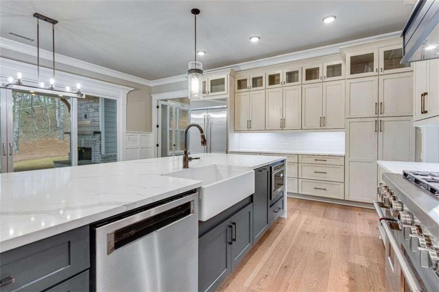 Furnished interior view inside a new home in , Gainesville (Image 12).
