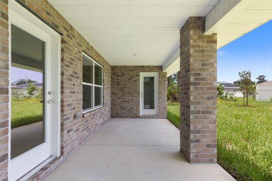 Exterior details and patio area of a home in , Palm Coast (Image 35).