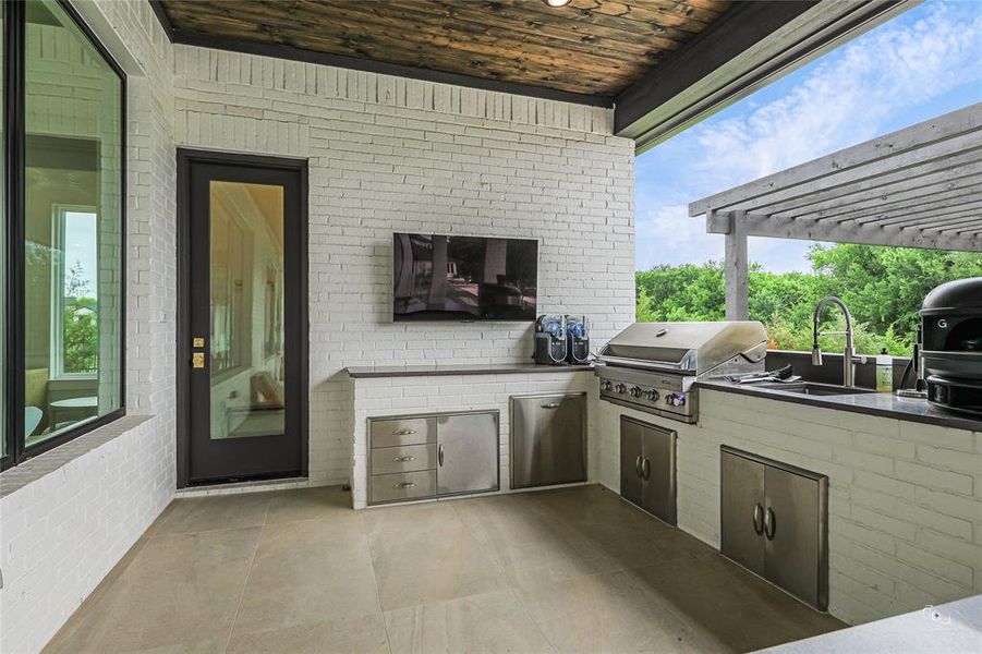 Exterior details and patio area of a home in , Fairview (Image 22).