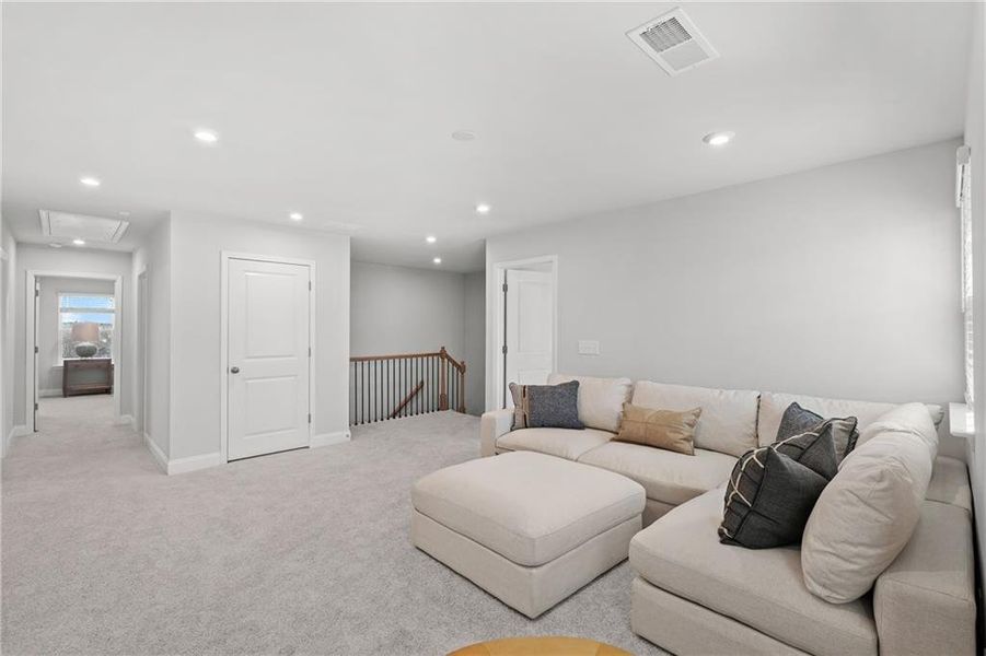 Furnished interior view inside a new home in Sierra Creek, Hoschton (Image 37).