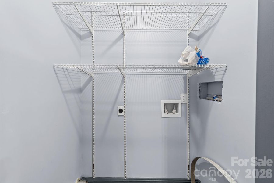 Spacious, unfurnished interior of a new home in , Orangeburg (Image 41).