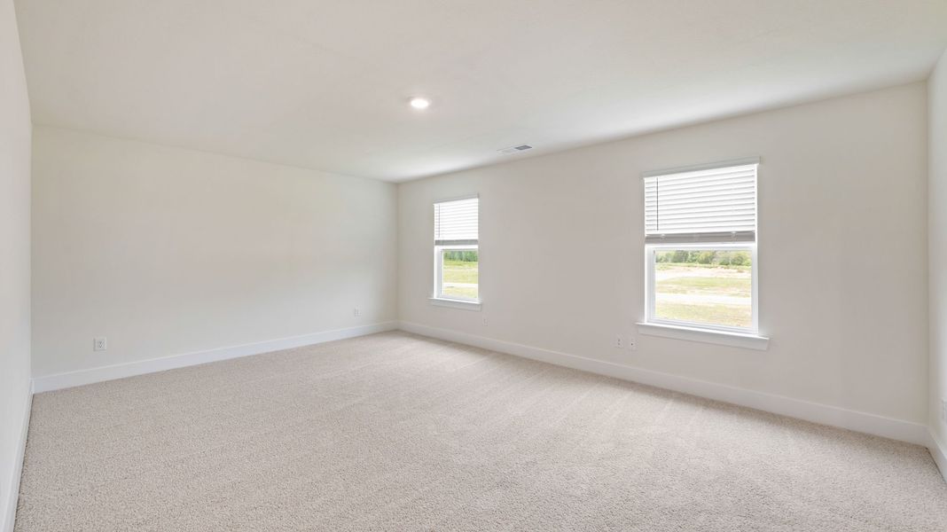 Representative unfurnished interior of a home built from the Hanover by D.R. Horton in Harbor Crest, Ooltewah (Image 17).