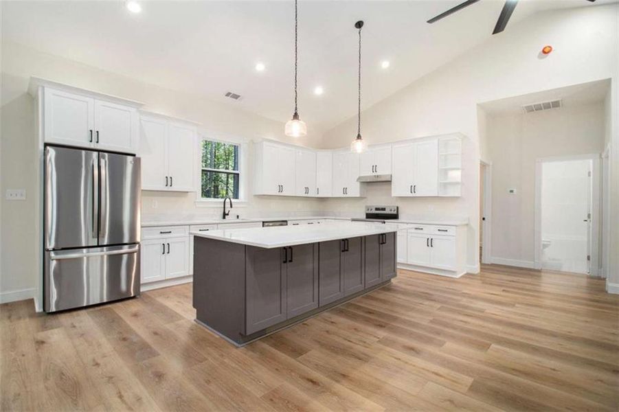 Image 35 of a home in .