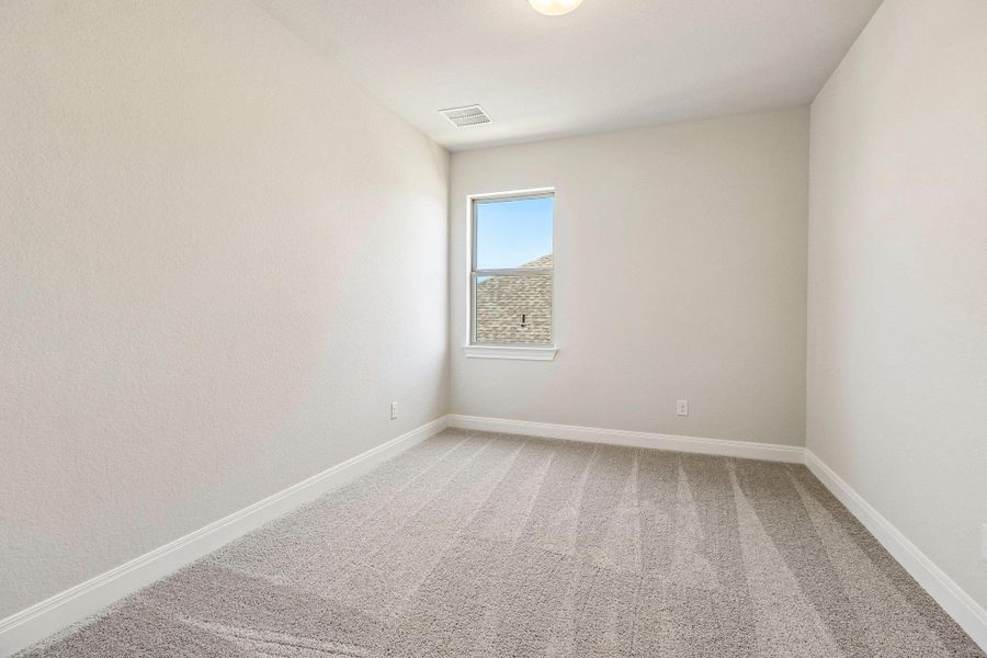 Spacious, unfurnished interior of a new home in 6 Creeks, Kyle (Image 21). Spacious, unfurnished interior of a new home in 6 Creeks, Kyle (Image 21).