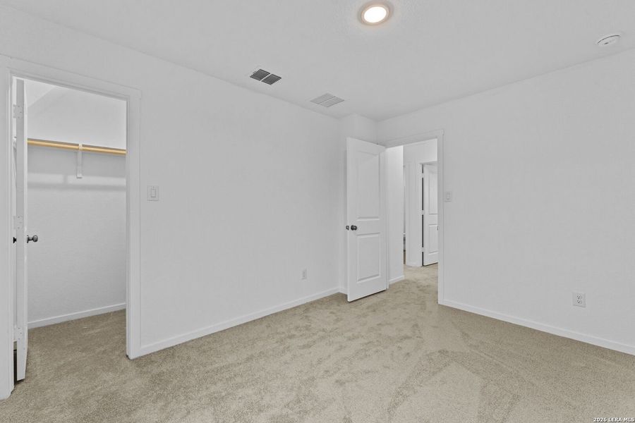 Spacious, unfurnished interior of a new home in Randolph Crossing, Converse (Image 16).