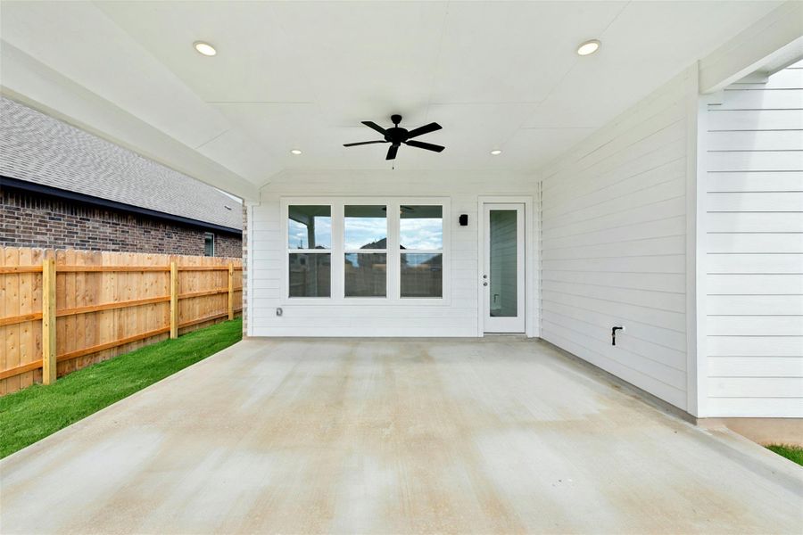 Image 32 of a home in University Heights. Image 32 of a home in University Heights.