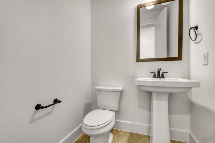 4312 Double Diamond - Powder Bathroom 4312 Double Diamond - Powder Bathroom