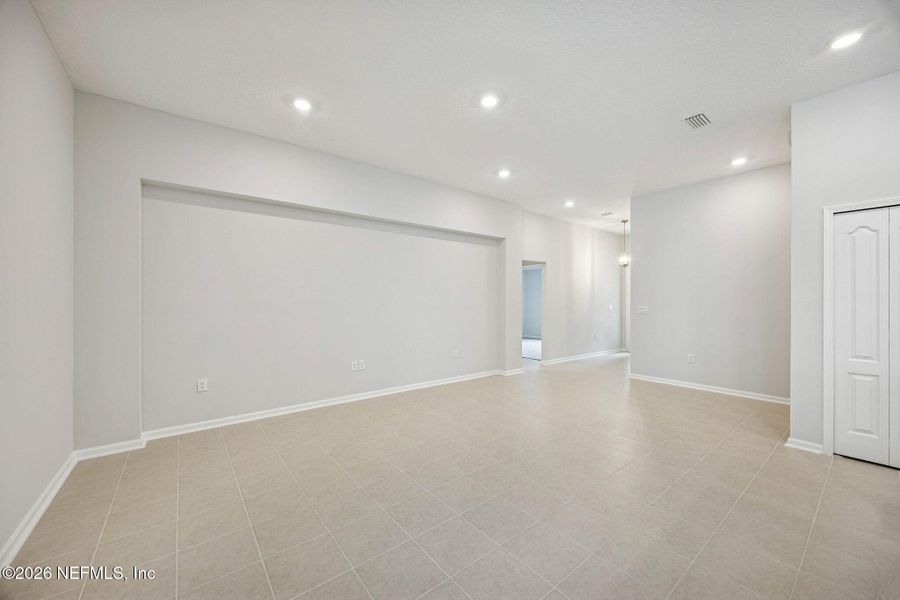 Spacious, unfurnished interior of a new home in Weston Woods, Jacksonville (Image 15). Spacious, unfurnished interior of a new home in Weston Woods, Jacksonville (Image 15).