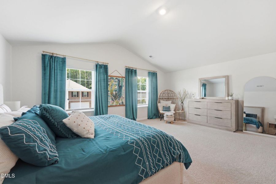 38-web-or-mls-ROB04840