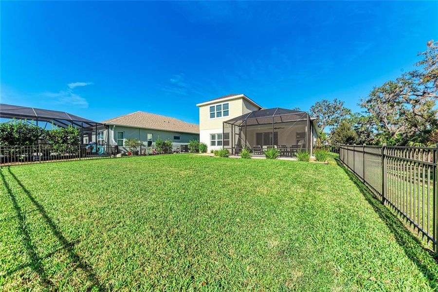 Exterior details and patio area of a home in , Parrish (Image 40).