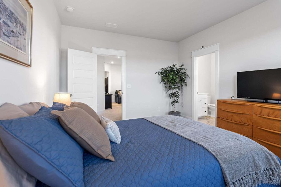 Furnished interior view inside a new home in Carnes Crossroads, Summerville (Image 15).