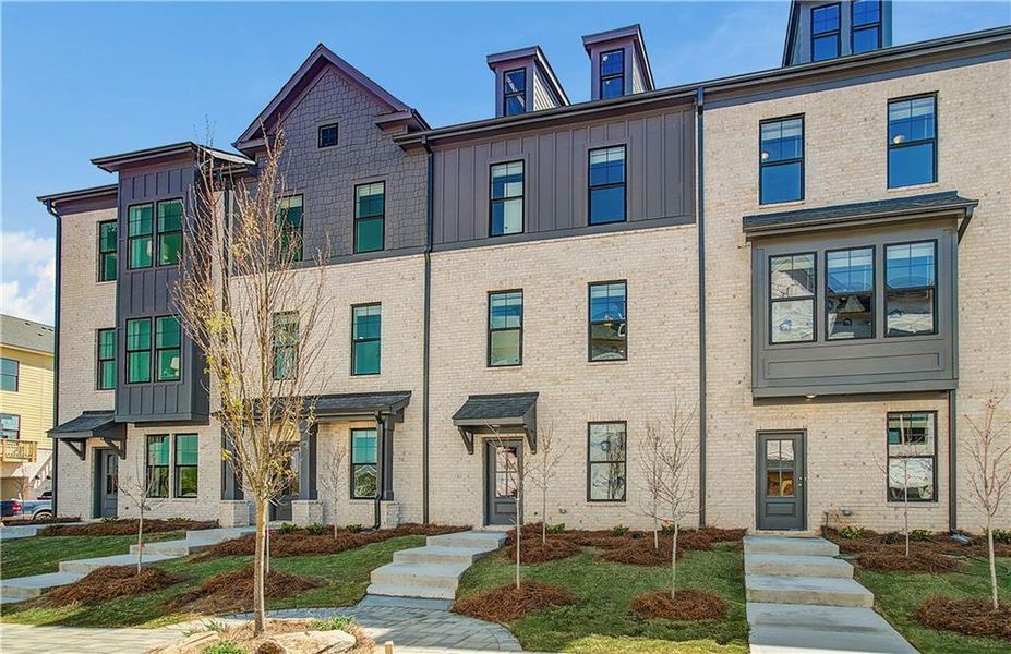 Image 37 of a home in Silverock.