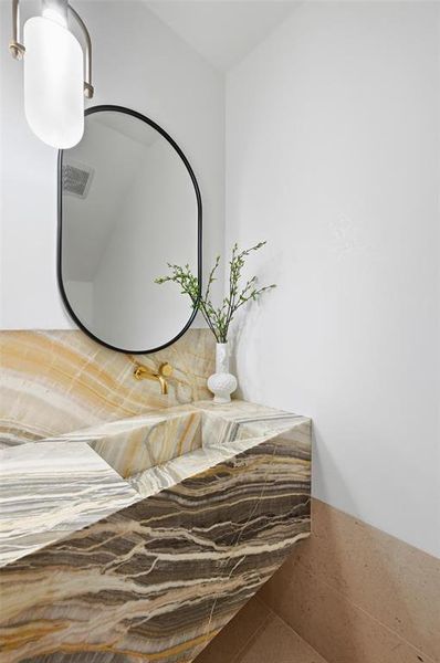 Furnished interior view inside a new home in , Dallas (Image 14).