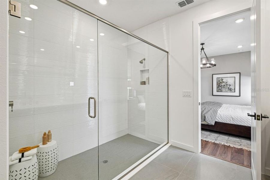 Furnished interior view inside a new home in Northlake Classical, Winter Garden (Image 32). Furnished interior view inside a new home in Northlake Classical, Winter Garden (Image 32).