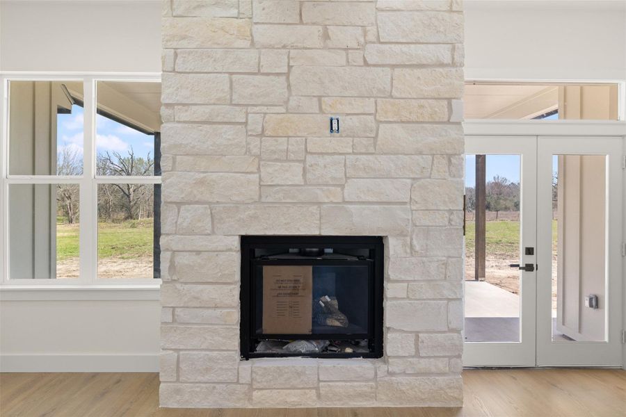 Close-up of interior finishes inside a home in , Bedias (Image 14).