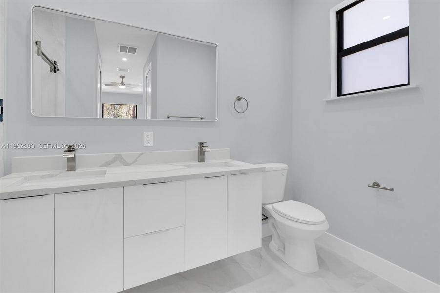 Furnished interior view inside a new home in , Lehigh Acres (Image 8).