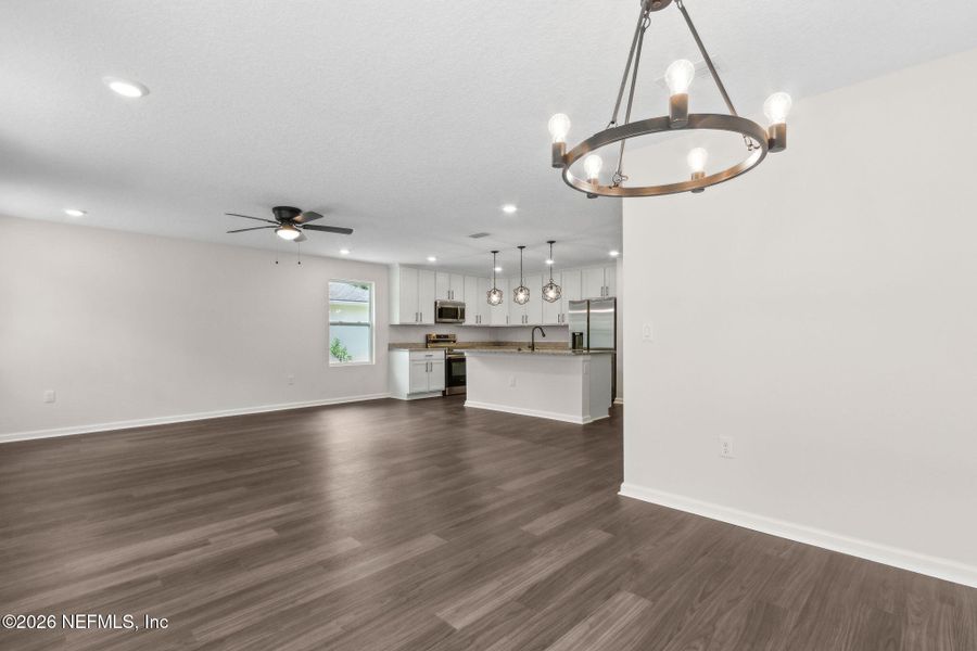 Spacious, unfurnished interior of a new home in , Jacksonville (Image 22).