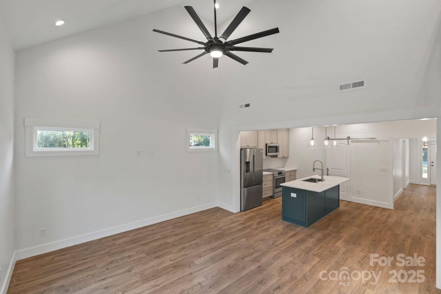 Spacious, unfurnished interior of a new home in , Hickory (Image 23).