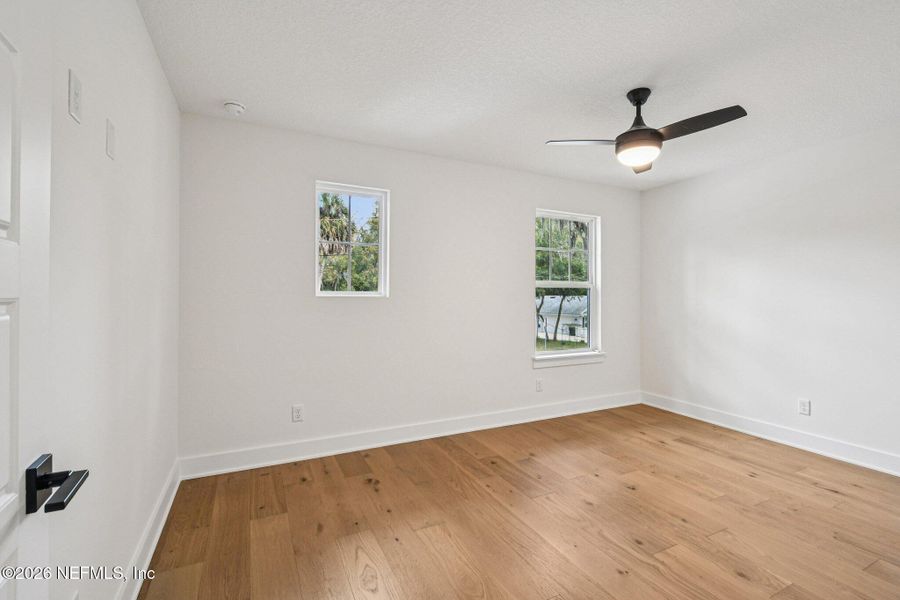 Spacious, unfurnished interior of a new home in , Green Cove Springs (Image 42).