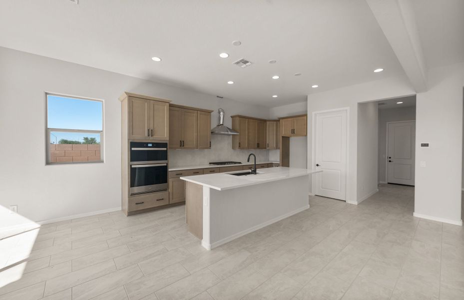 Furnished interior view inside a new home in Sun City Anthem at Merrill Ranch, Florence (Image 14).