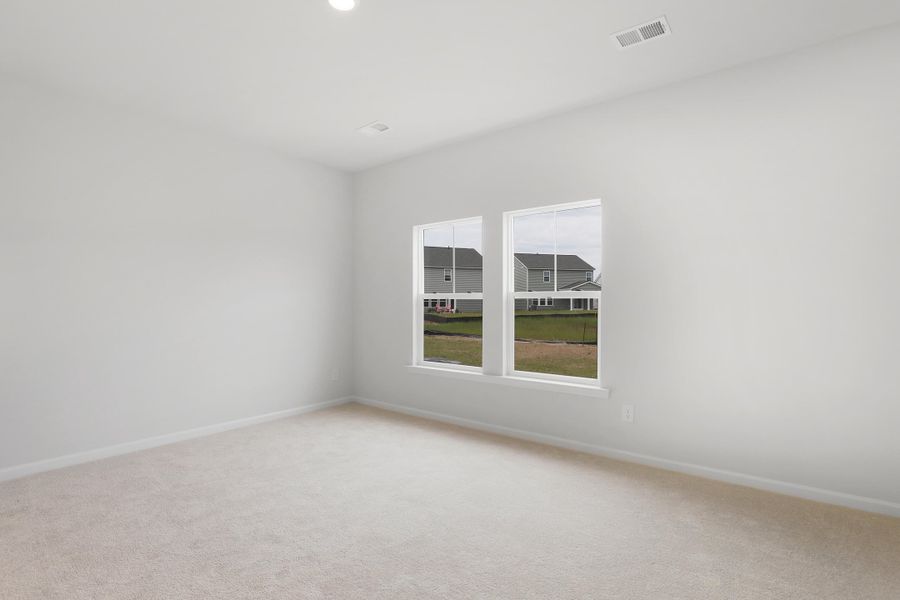 Spacious, unfurnished interior of a new home in , Summerville (Image 16).