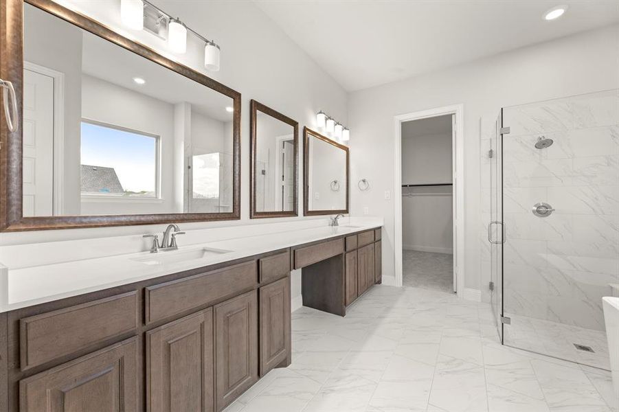 13. 403 Spoonbill - Bath 13. 403 Spoonbill - Bath