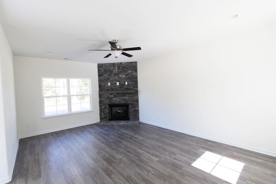 Representative unfurnished interior of a home built from the Burlington by Keystone Homes NC in The Wilcox, Greensboro (Image 27).