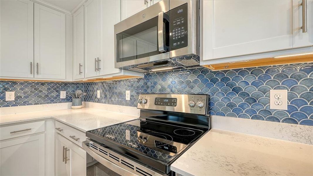 Furnished interior view inside a new home in , Venice (Image 27).