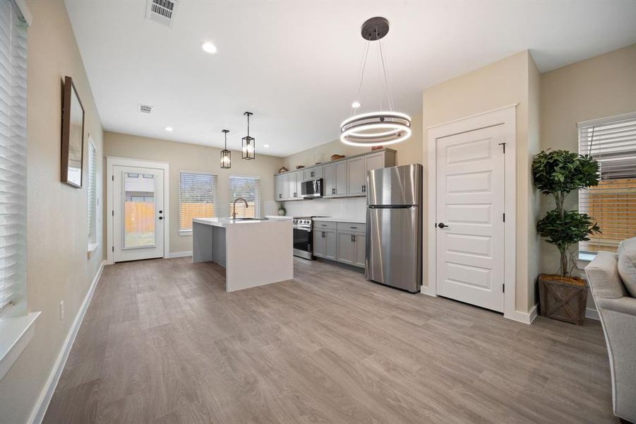 Furnished interior view inside a new home in , Dallas (Image 8).