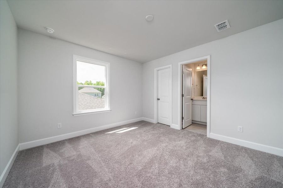 Guest suite with bathroom attached. Guest suite with bathroom attached.