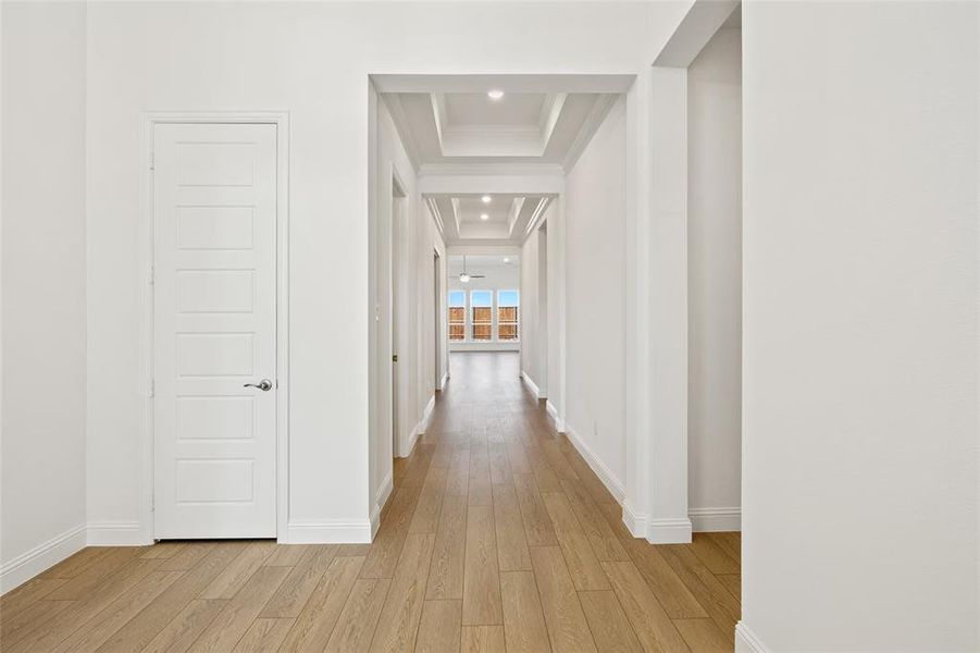 Spacious, unfurnished interior of a new home in Myrtle Creek, Waxahachie (Image 14). Spacious, unfurnished interior of a new home in Myrtle Creek, Waxahachie (Image 14).